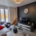 B&B Chez Izza - Chambres Ou Chalet Au Calme